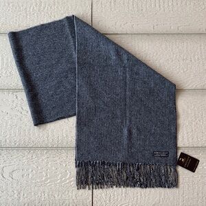 Amicale Cashmere Fringe Scarf